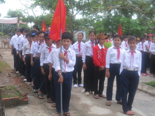 Thiết kế bởi Lý Hồng Em http://www.violet.vn/lyhongem/