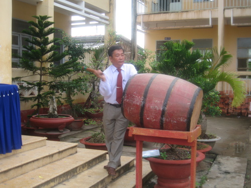 Thiết kế bởi Lý Hồng Em http://www.violet.vn/lyhongem/