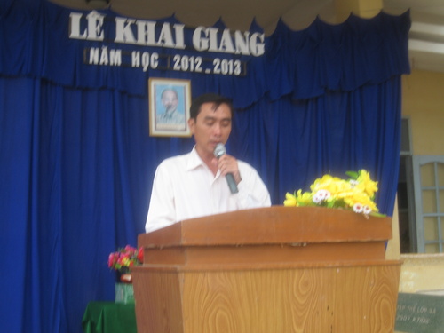 Thiết kế bởi Lý Hồng Em http://www.violet.vn/lyhongem/